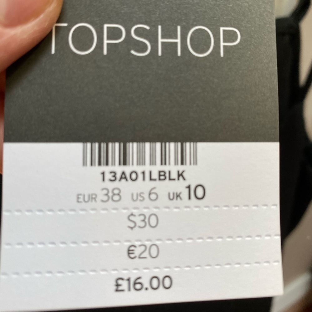 TOPSHOP BLACK CAMI - Picture 2 of 4